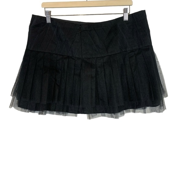 Aniko Nemeth Pleated Mini Skirt Size Large - Picture 1 of 8
